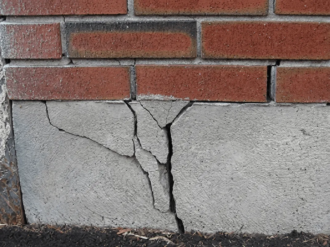 Concrete foundation with serious structural damage in Santa Ana, CA